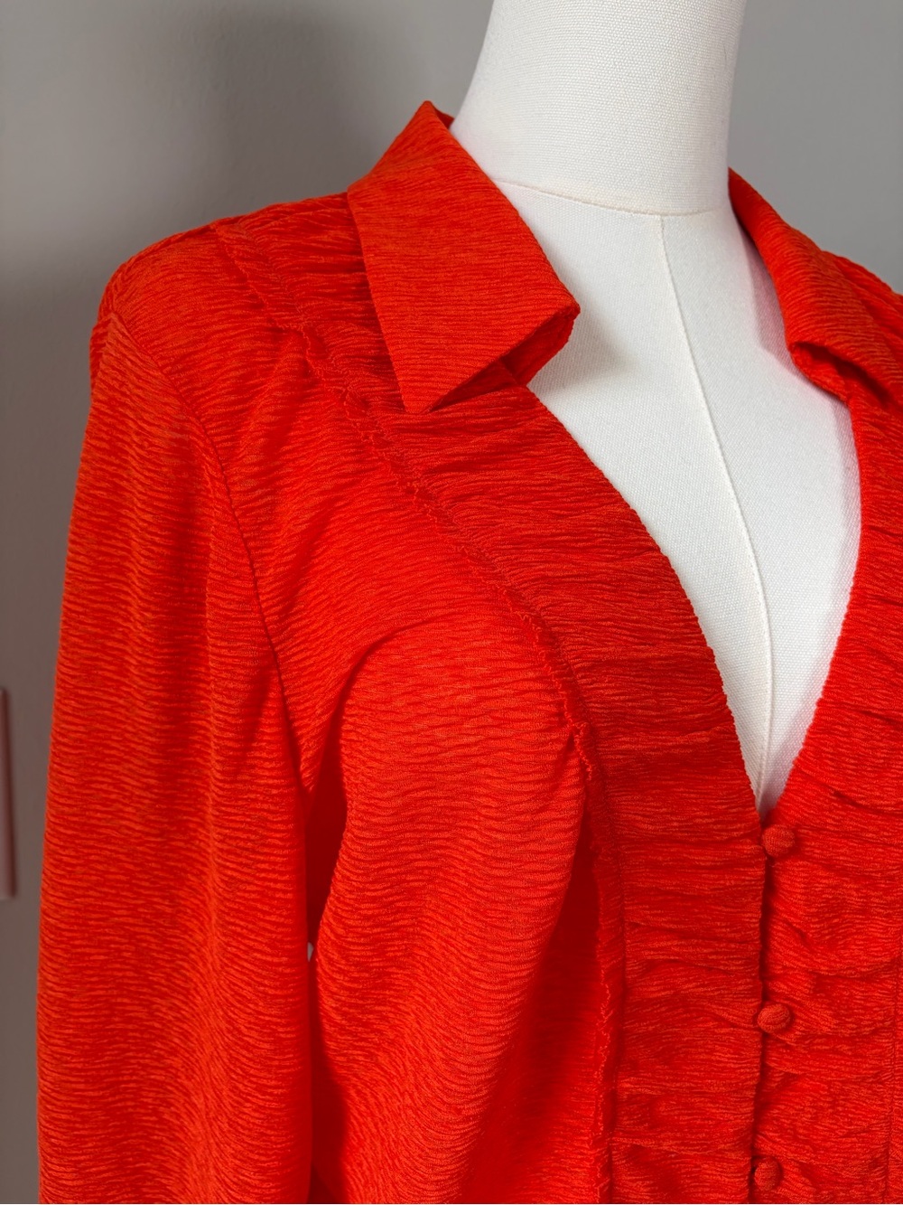 By Anthropologie Long-Sleeve Textured Buttondown Top - Picture 5 of 12